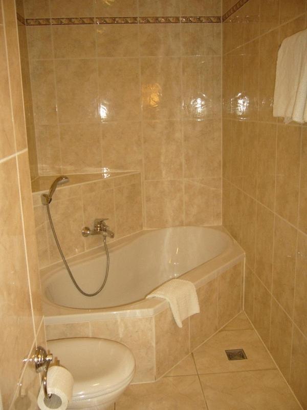 Hotel Gasthof Vogelsang Zellingen Extérieur photo